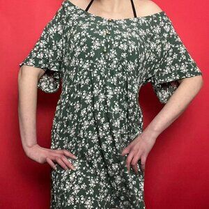 Propagate / Green and white floral cottage dress 🤍💚​​​​​​